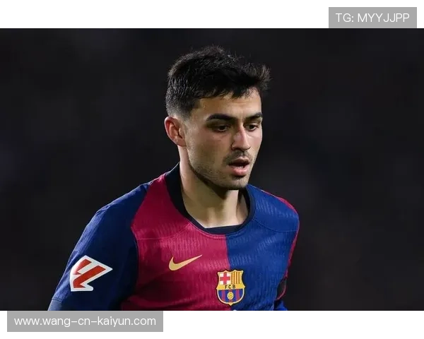 巴萨通过横向调度寻找空间，佩德里抽射太正